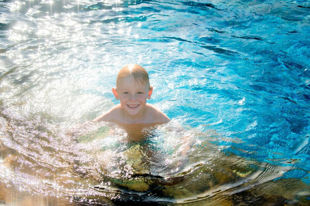 Hotel The Capital Zimbali Ballito Exterior foto Swimming