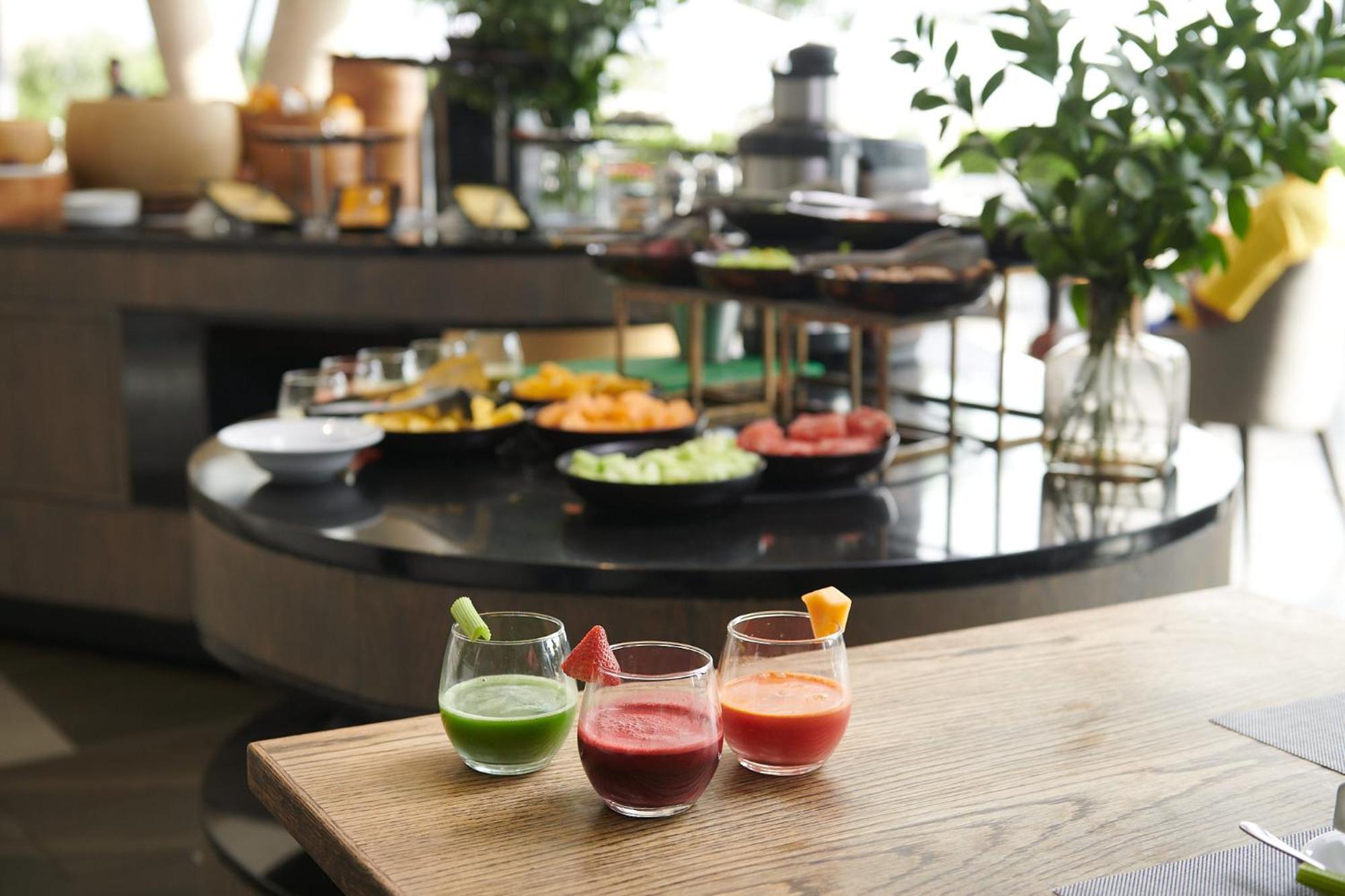 Hotel The Capital Zimbali Ballito Exterior foto Juice bar